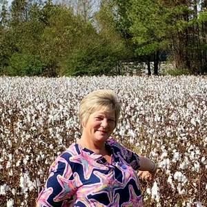 Meet your Posher, Terri ann